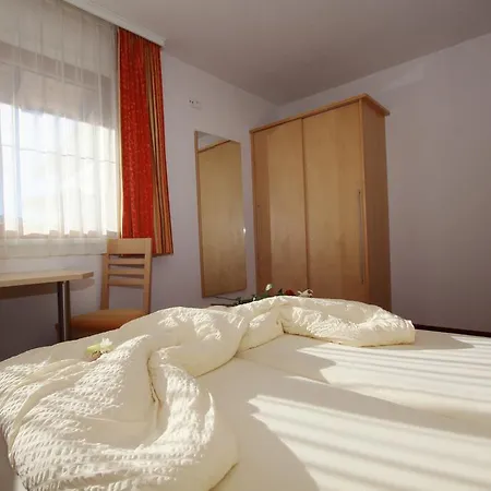 Bergkristall Apartmán *
